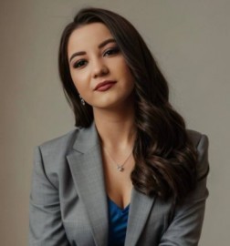 Лиана Капитонова