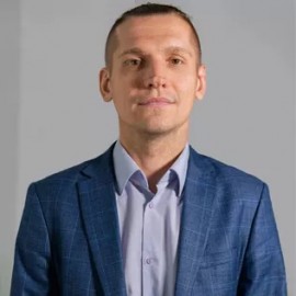 Александр Лавринович