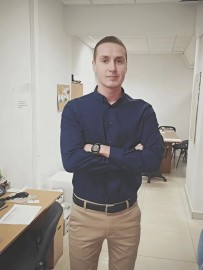 Илья Карпов