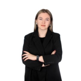 Александра Лебедева